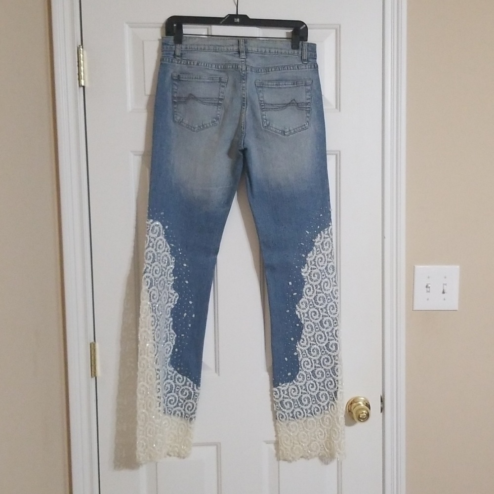 Jeans - Picture 3 of 5